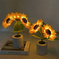 GlowFlora – Luxury LED Table Lamp in the Shape of a Sunny Sunflower