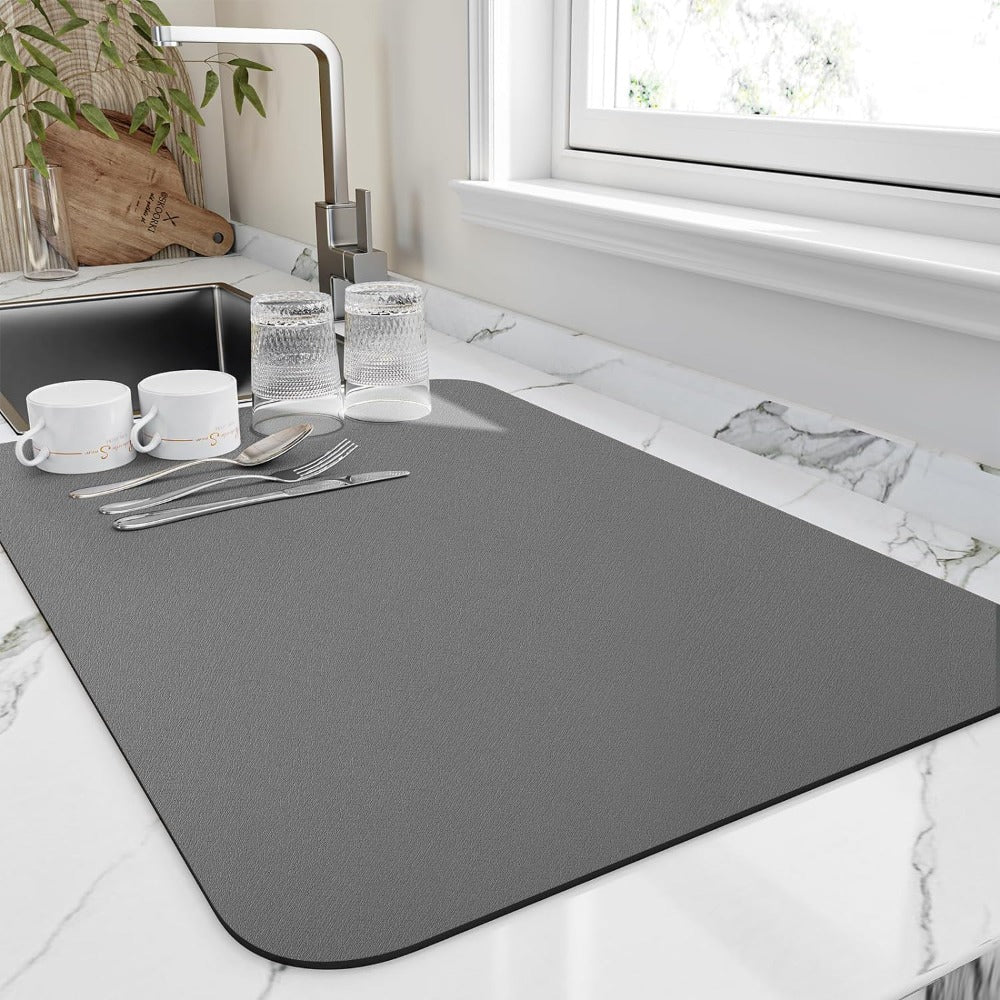 AeroDry – Luxe Quick-Drying Kitchen Mat with Superior Absorption