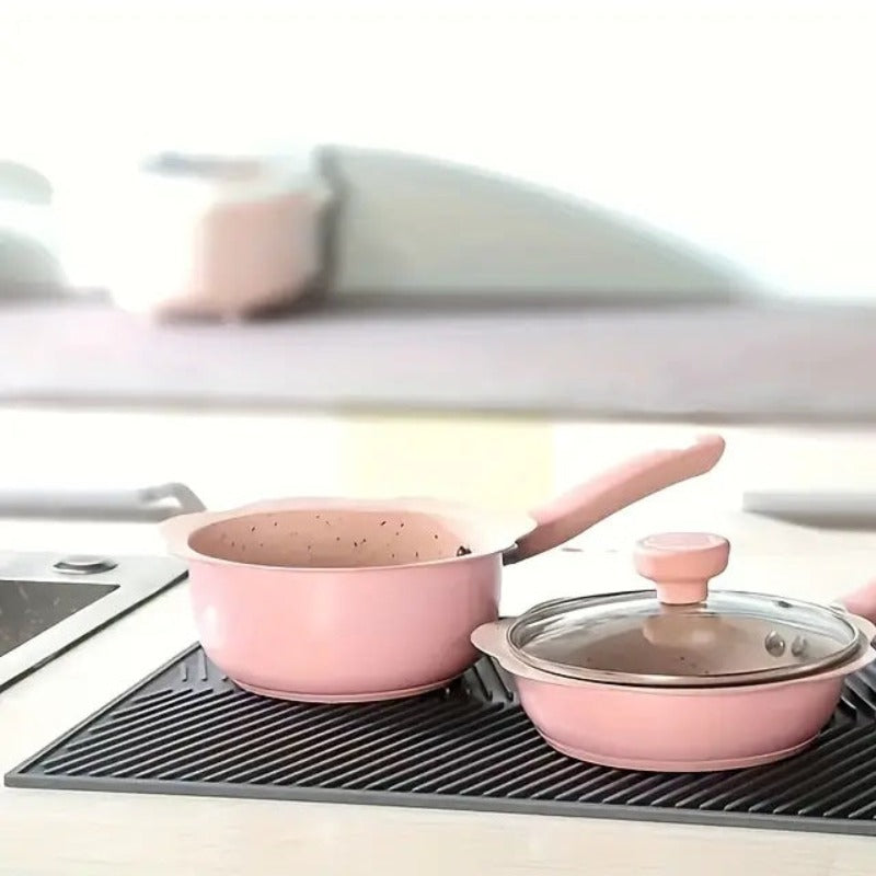 AquaEase Luxe Silicone Drip Mat – Stylish Kitchen Solution for a Tidy and Modern Interior