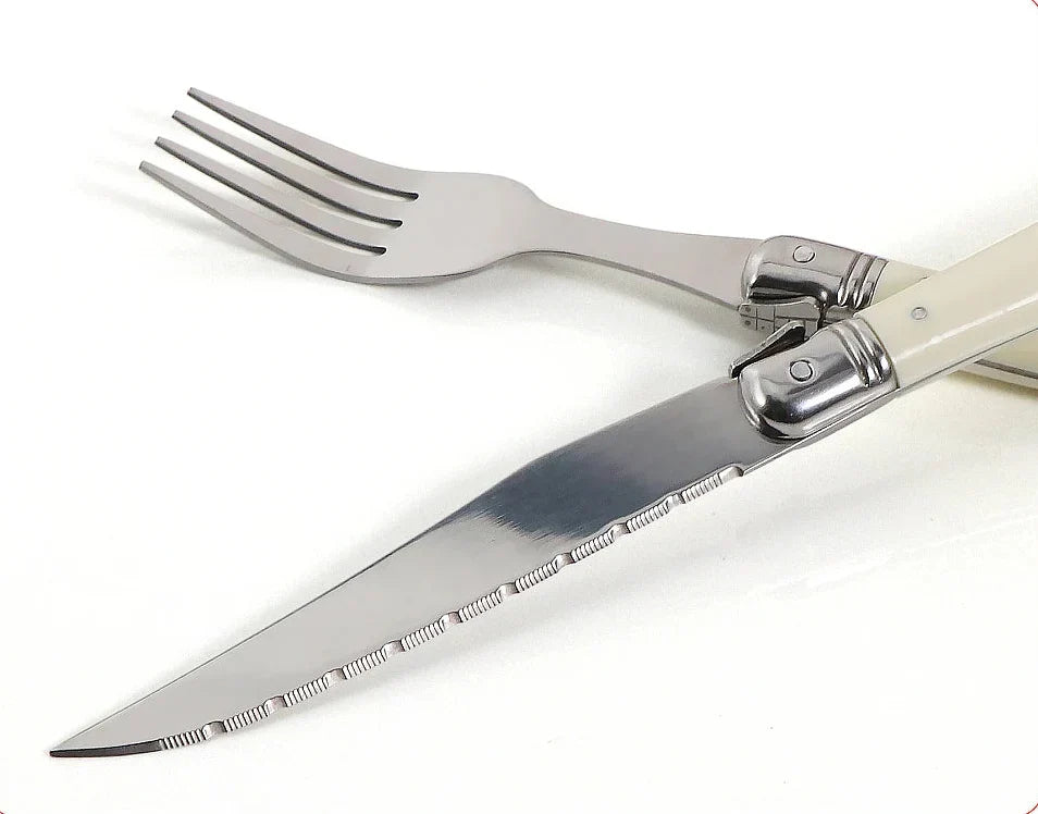 IvoryElegance – Luxury Laguiole Cutlery Set with Timeless Style