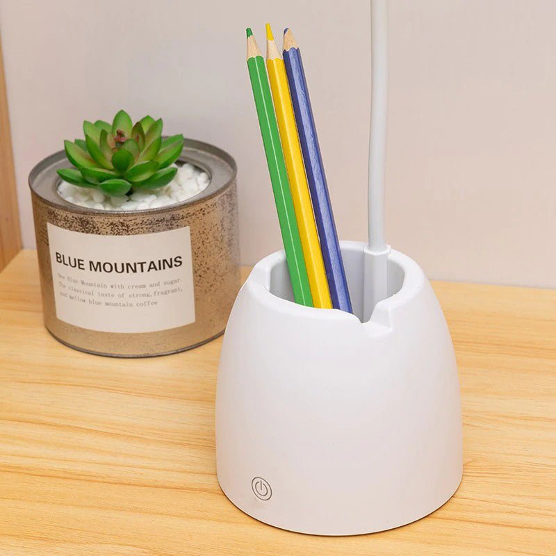 BrightBud – Practical Children's Desk Lamp with Cute Functionality