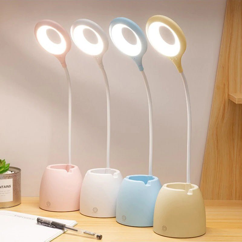 BrightBud – Practical Children's Desk Lamp with Cute Functionality