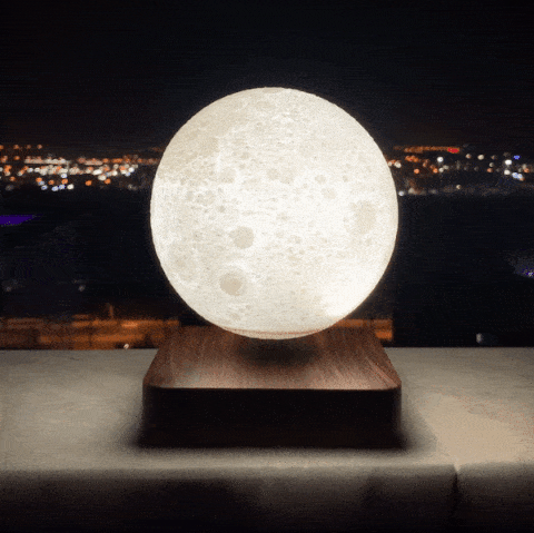 LunaLevitate – Enchanting Floating Moon Lamp with Magnetic Elegance for Modern Interiors