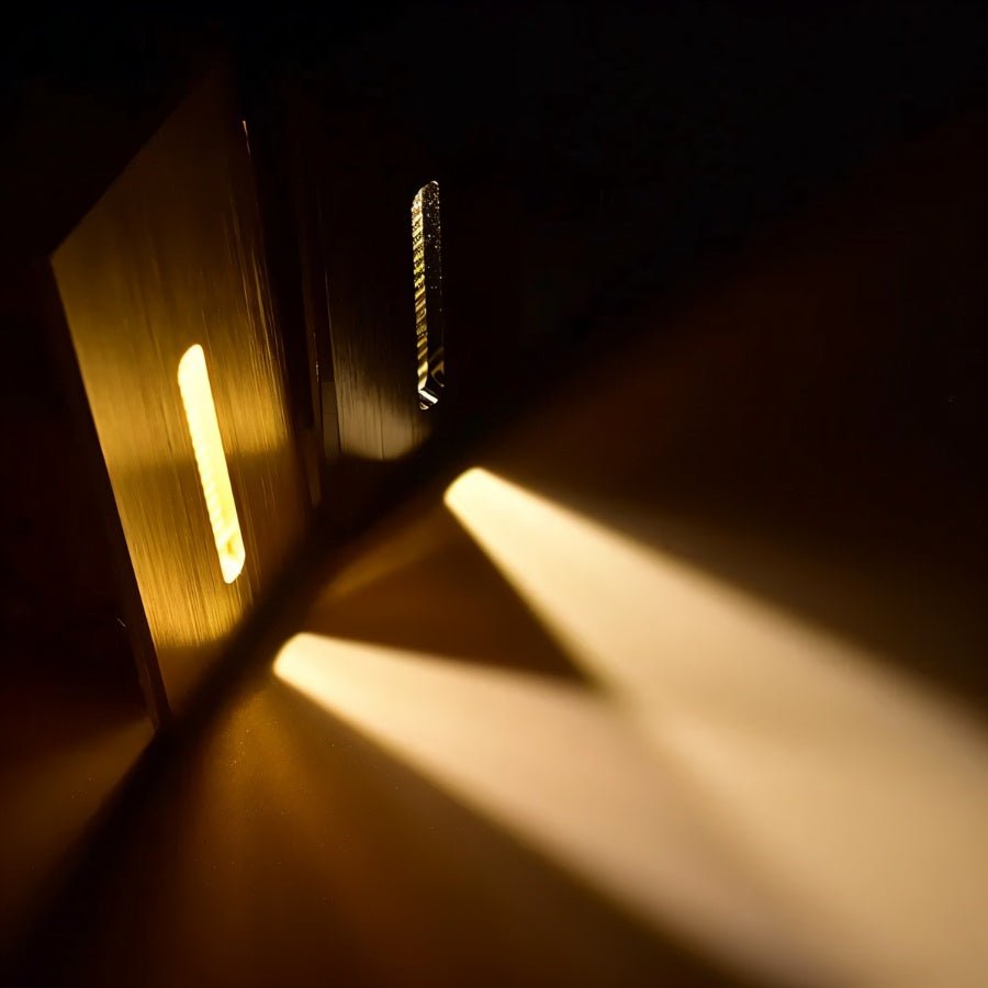 Luca – Stijlvolle Trapverlichting met Sensortechnologie