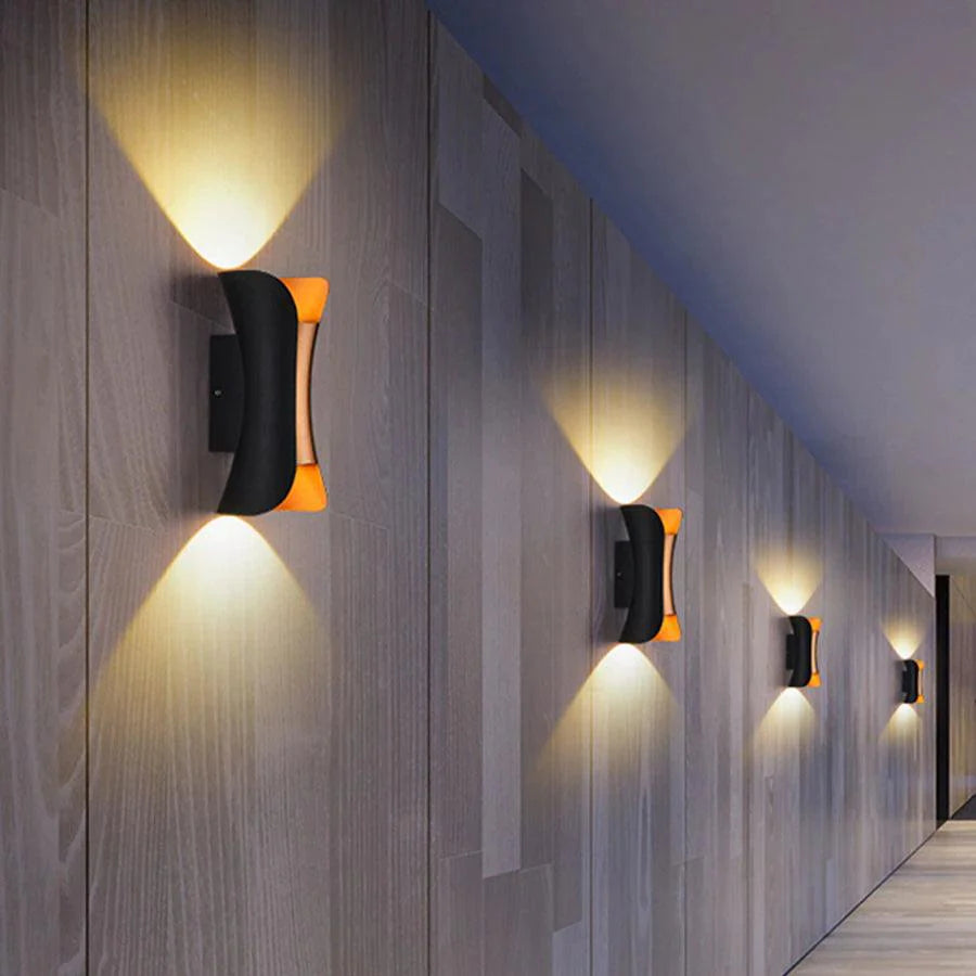 LustriaGlow – Stylish Outdoor Wall Lamp with Weatherproof Design