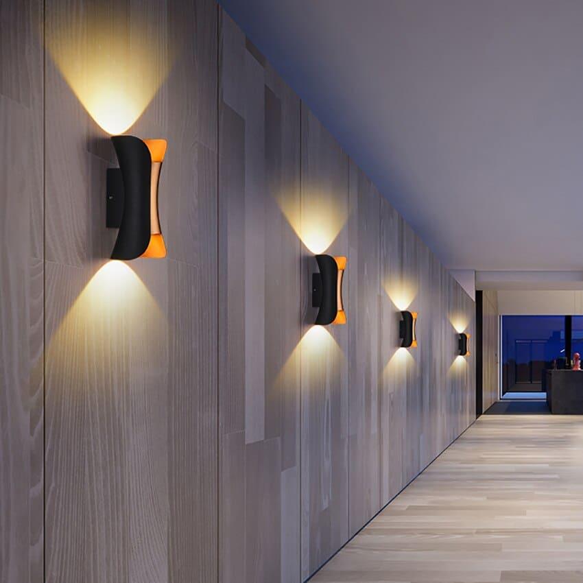 LustriaGlow – Stylish Outdoor Wall Lamp with Weatherproof Design