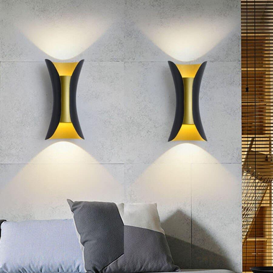LustriaGlow – Stylish Outdoor Wall Lamp with Weatherproof Design