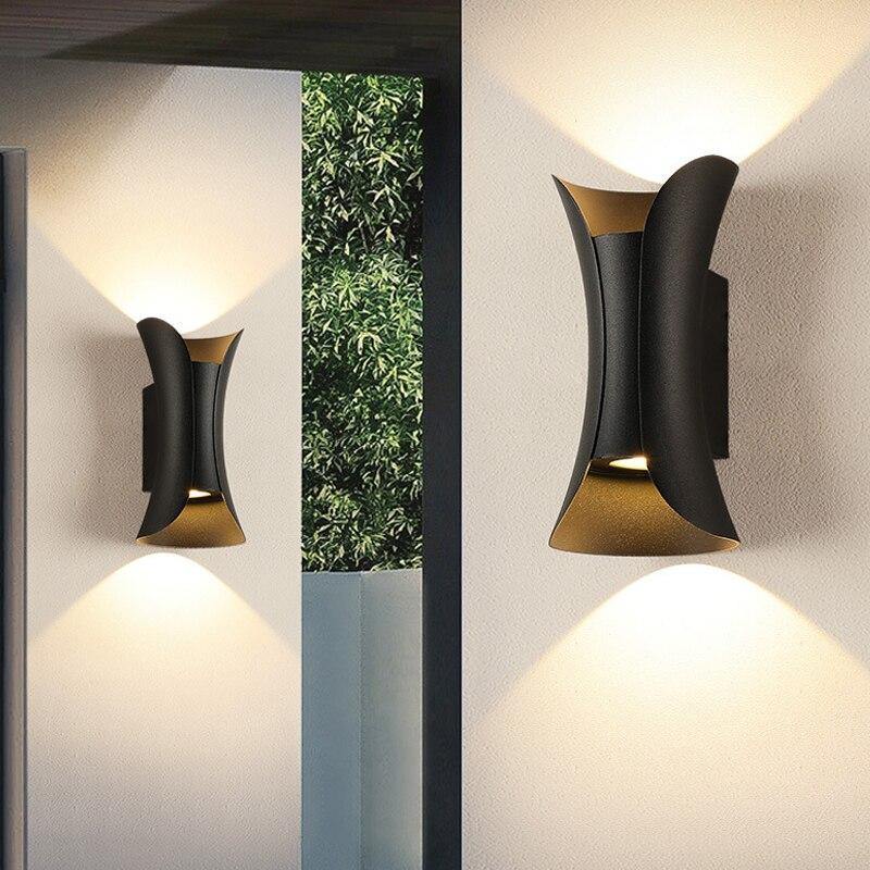 LustriaGlow – Stylish Outdoor Wall Lamp with Weatherproof Design