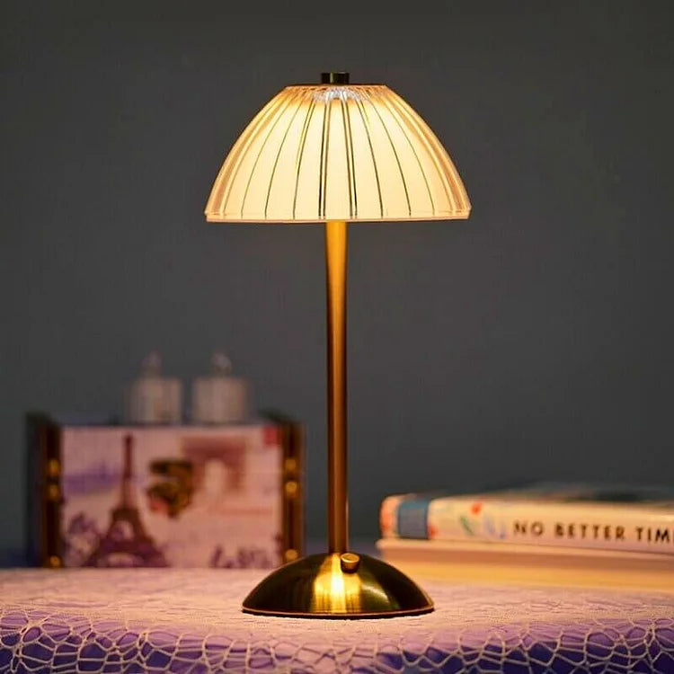 CrystalLuxe – Wireless Table Lamp with Elegant Crystal Details