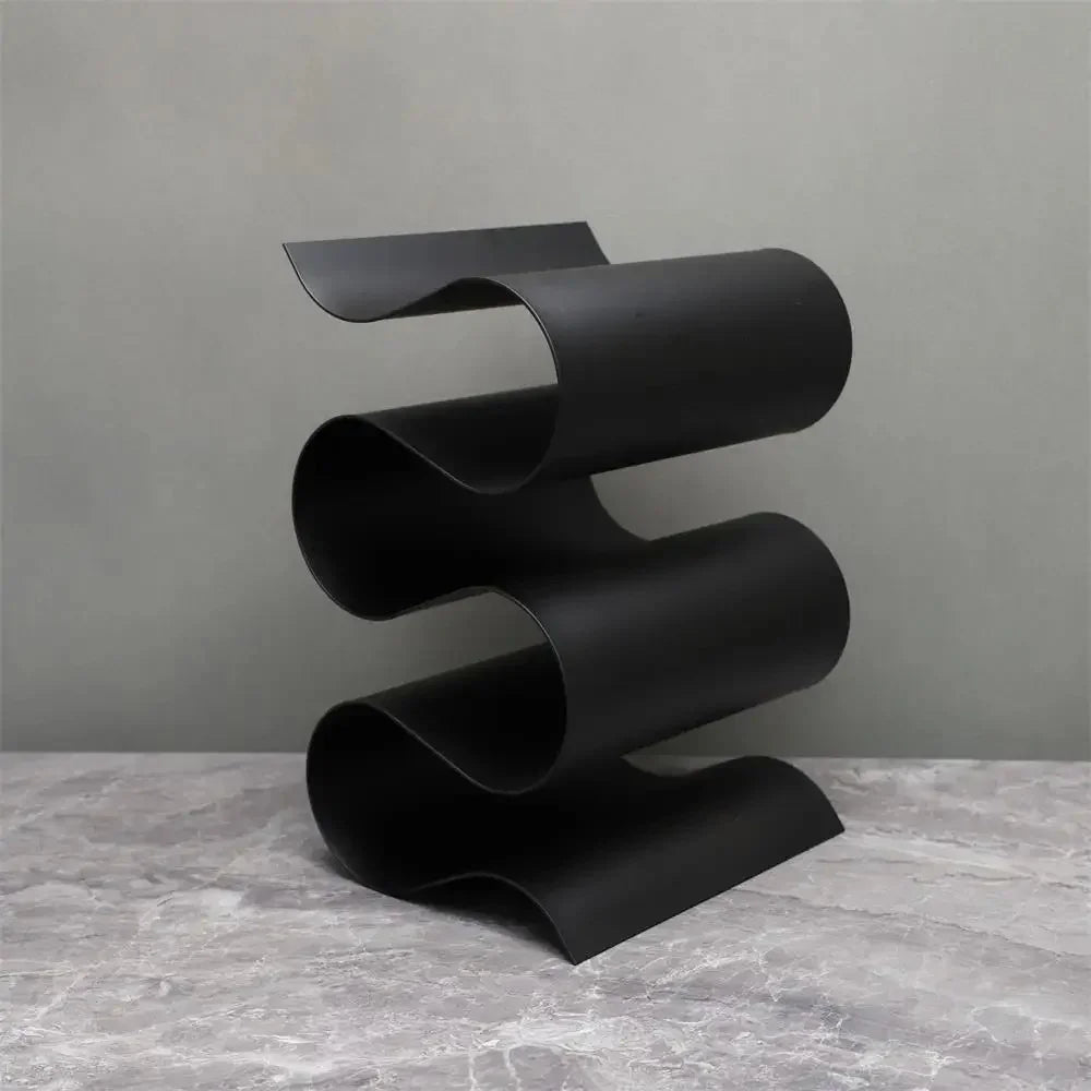 Porte-Bouteilles de Vin Métallique Sculptural en Forme Ondulée pour Plan de Travail et Table à Manger