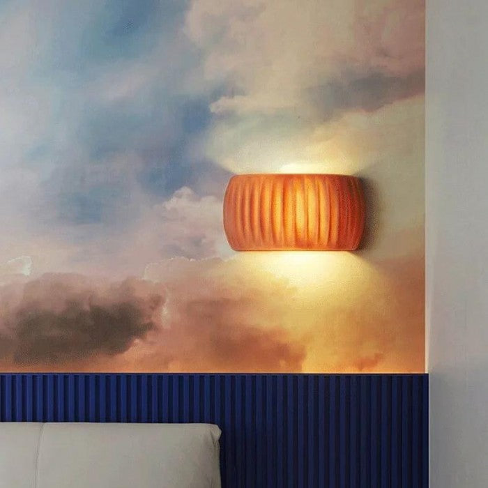 RibbedGlow – Luxury Wall Lamp with Modern Elegance