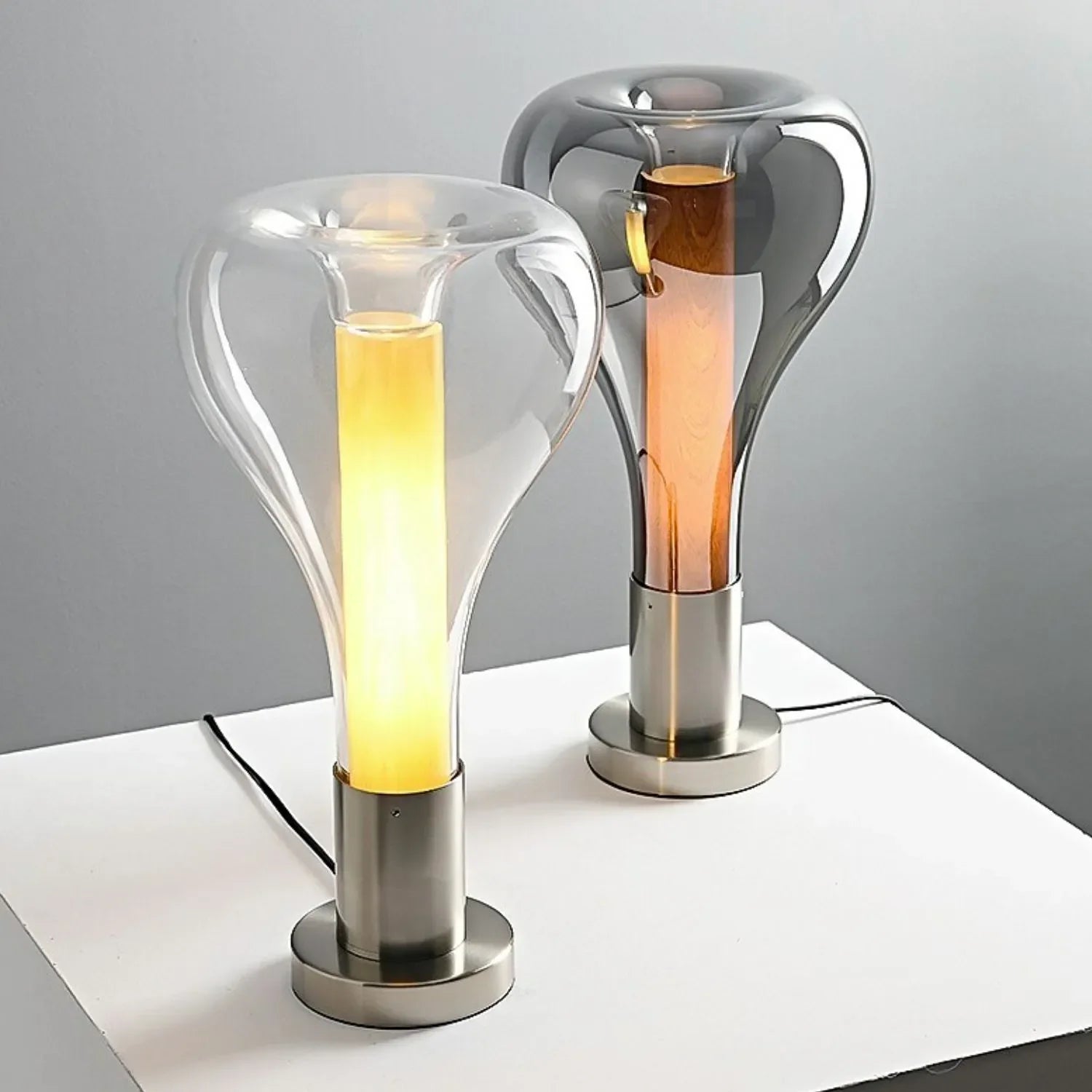 LavaGlow – Artistic Table Lamp with Dynamic Design