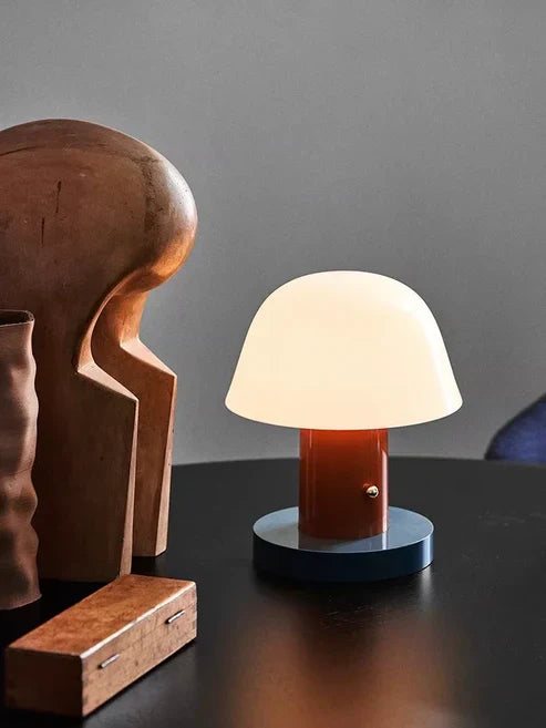 GlowFungi – Unique Table Lamp with a Playful Mushroom Design