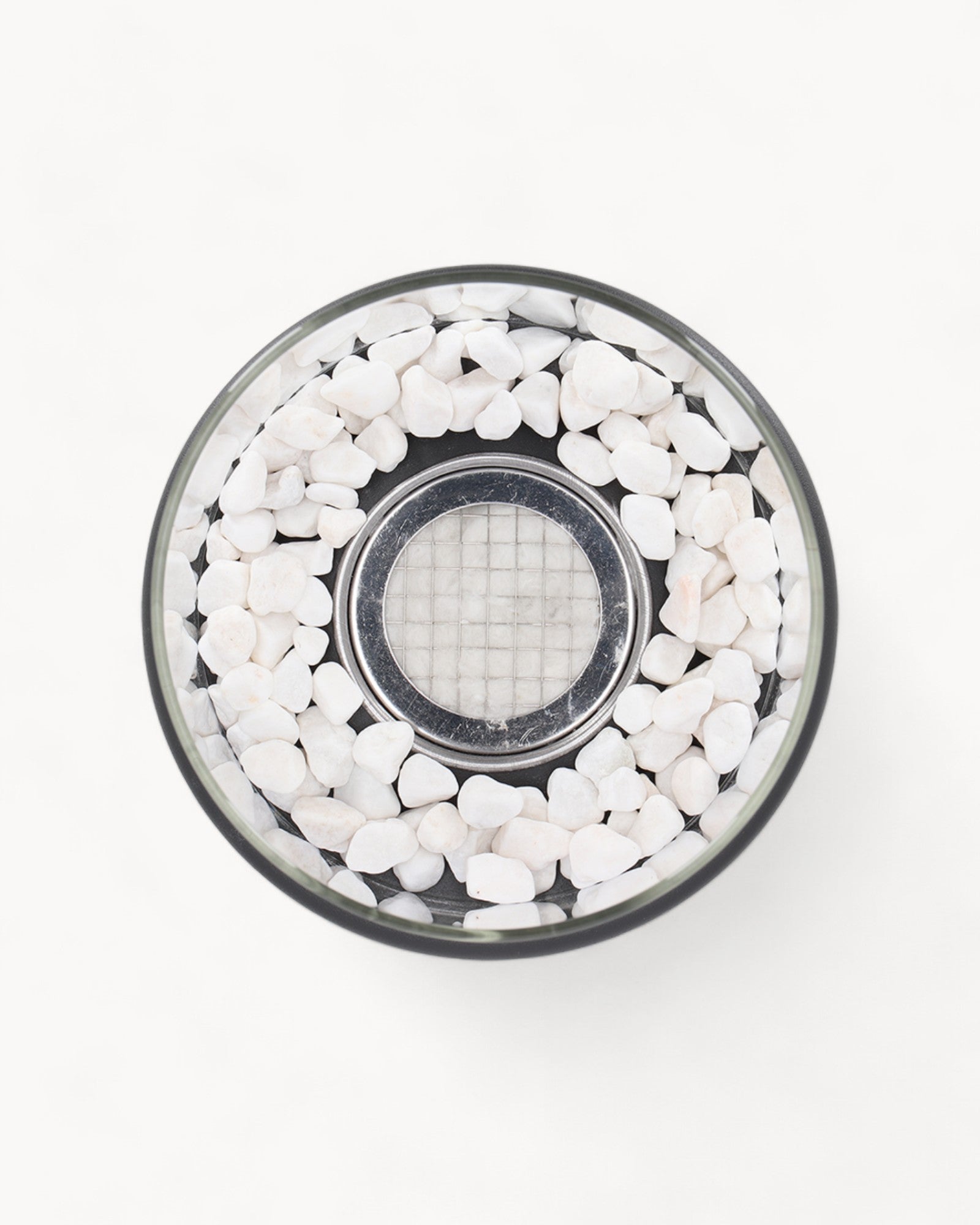 EternalGlow – Elegant Oil Lamp of Metal and Glass with Open Flame