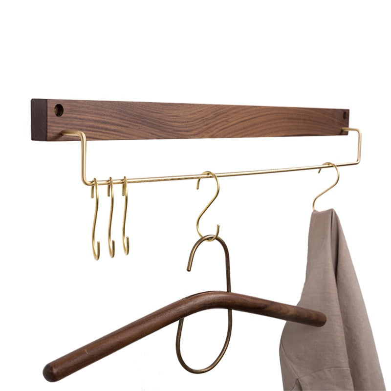 WoodCraft – Elegant Beech Wood Towel Rack with Brass Accents