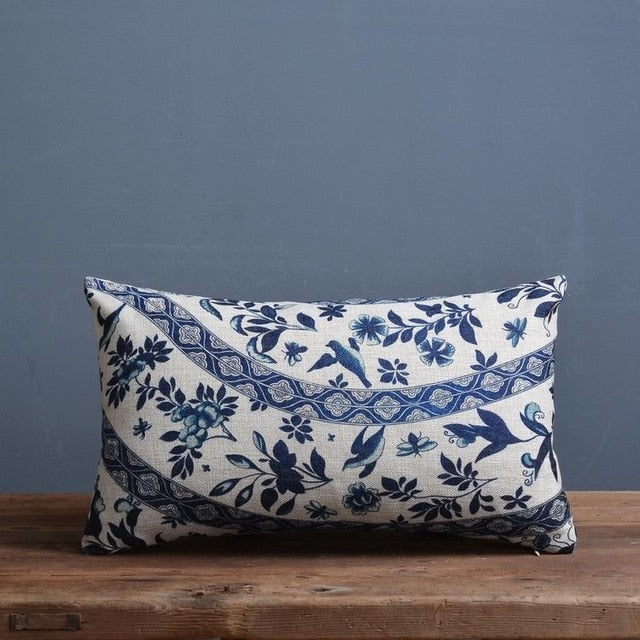 Imperial Blue – Luxe Cushion Cover with Traditional Chinese Porcelain Pattern