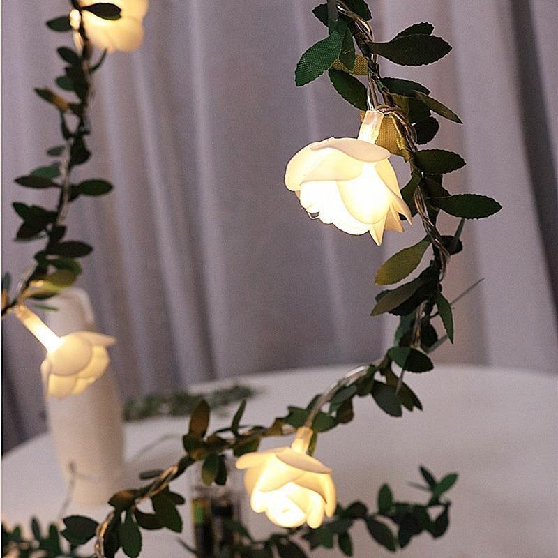 VineGlow – Elegant LED Vine Lighting with Enchanting Leaf Accents