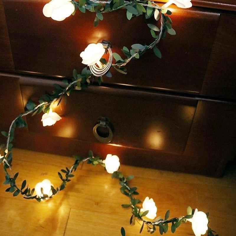 VineGlow – Elegant LED Vine Lighting with Enchanting Leaf Accents