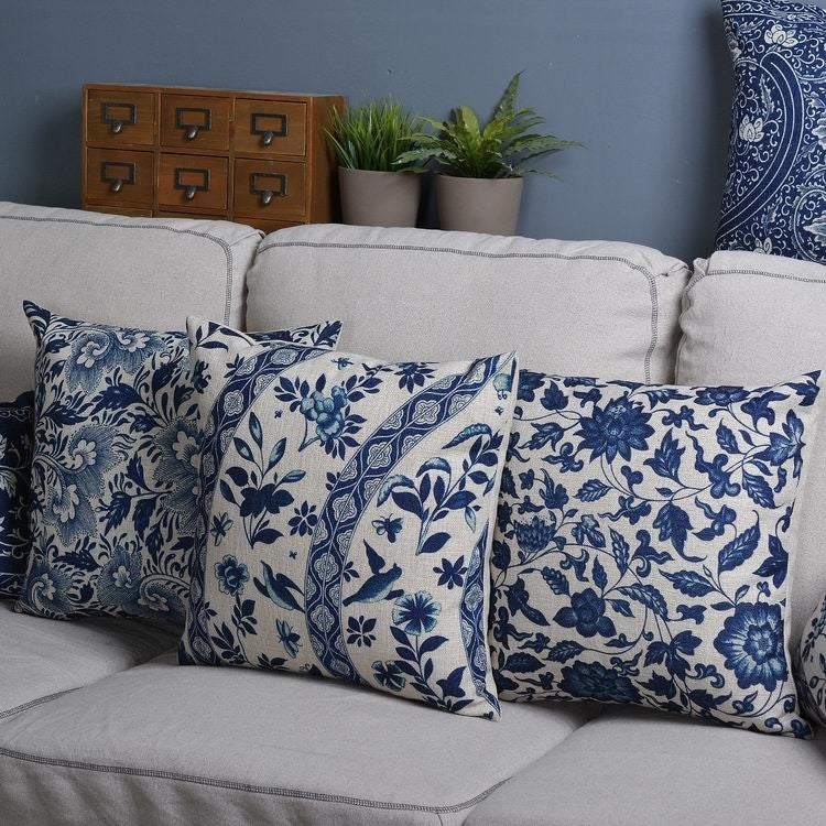 Imperial Blue – Luxe Cushion Cover with Traditional Chinese Porcelain Pattern