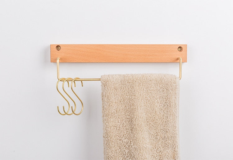 WoodCraft – Elegant Beech Wood Towel Rack with Brass Accents