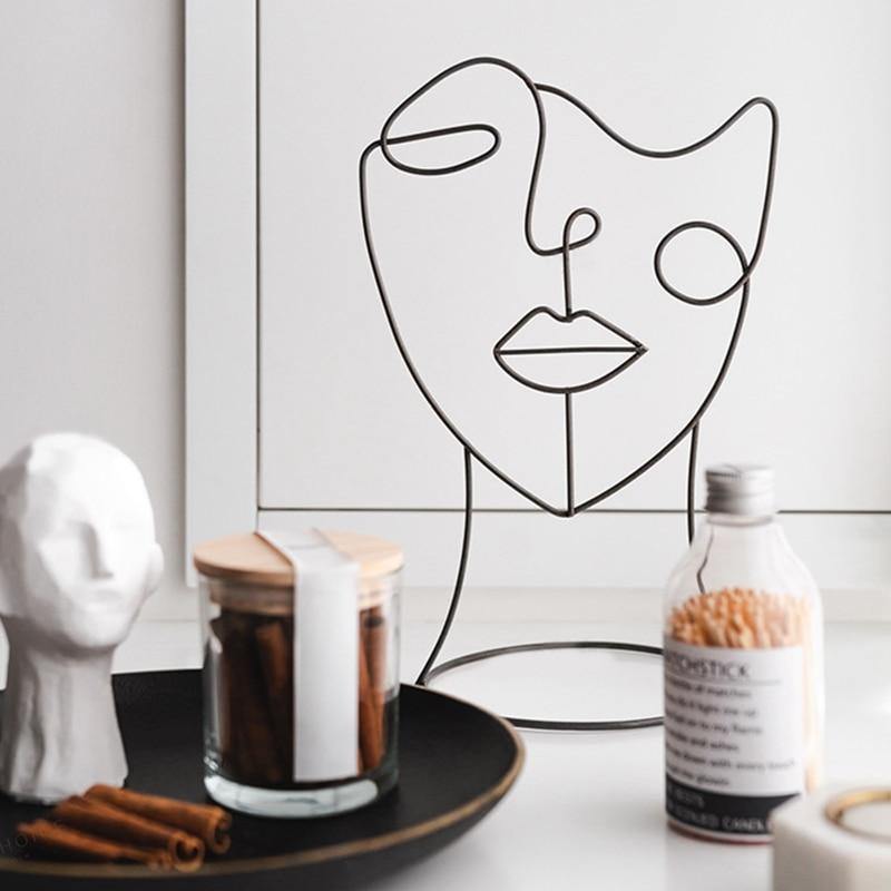 ArtForm – Modern Iron Abstract Silhouette Sculpture for Timeless Elegant