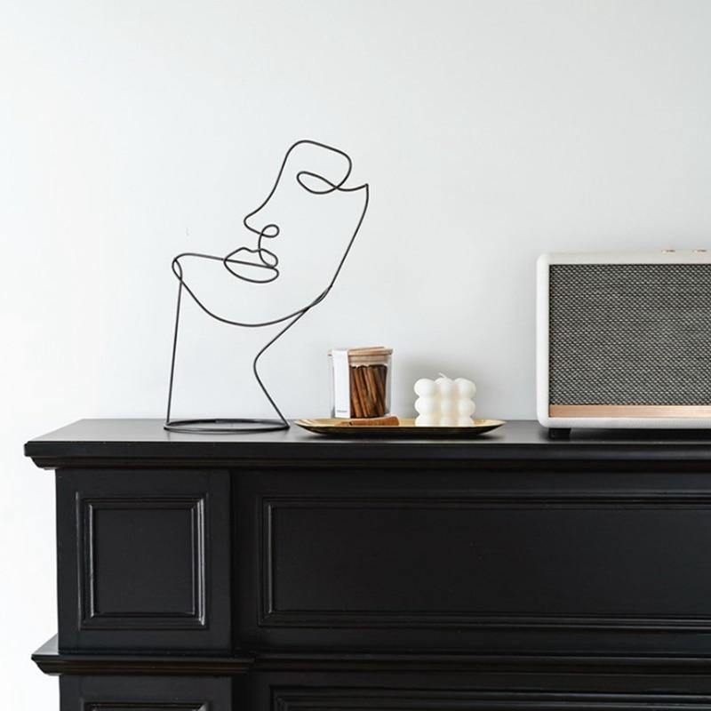 ArtForm – Modern Iron Abstract Silhouette Sculpture for Timeless Elegant