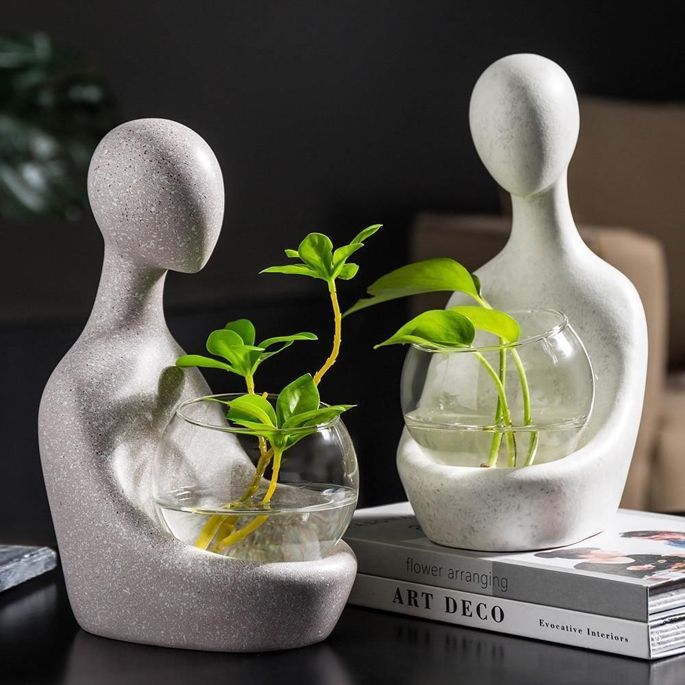 GlowBloom – Illuminated Hydroponic Vase with Modern Elegance