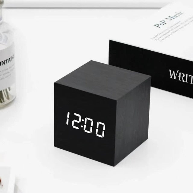 LumiCube – Stylish LED Alarm Clock with Minimalist Design & Smart Features