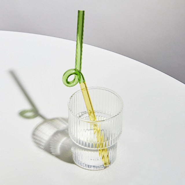 TwistSip – Speelse Gekleurde Glazen Rietjes met Elegant Gedraaid Design