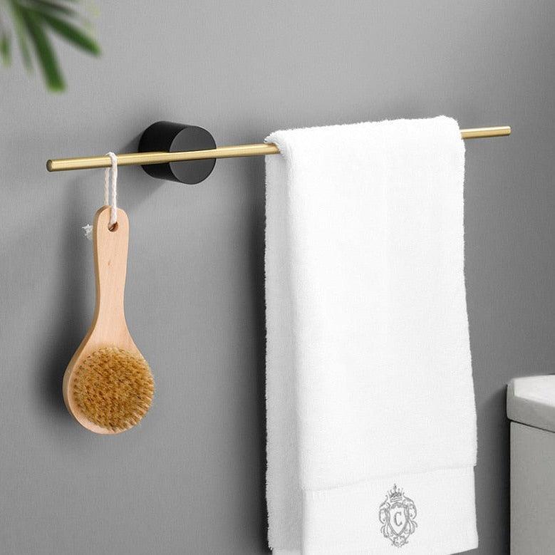 MetalGrace – Elegant Portable Towel Rack with Minimalist Design