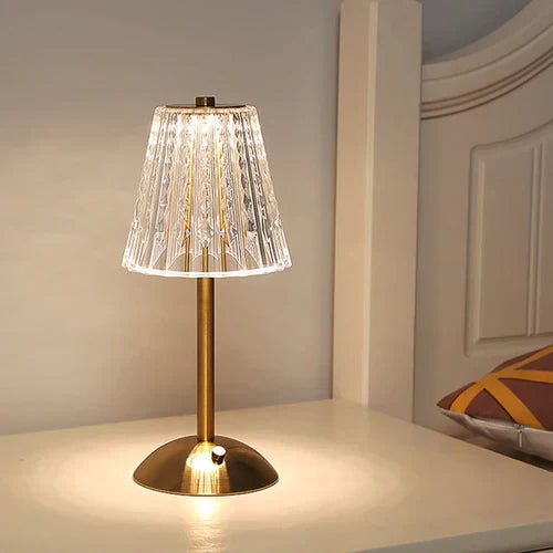 CrystalGlow – Luxury Table Lamp with Refined Crystal Elegance