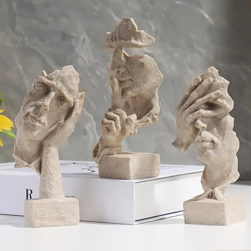 AurisElegance – Luxury Decorative Statue with Enchanting Depth
