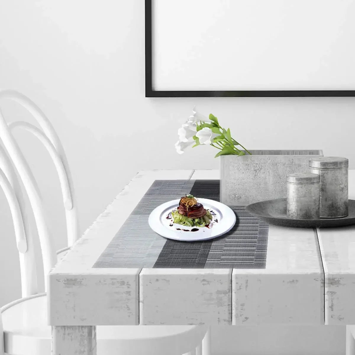 LumiWeave Luxe Woven Placemat Set – Stylish Table Protection with Refined Texture