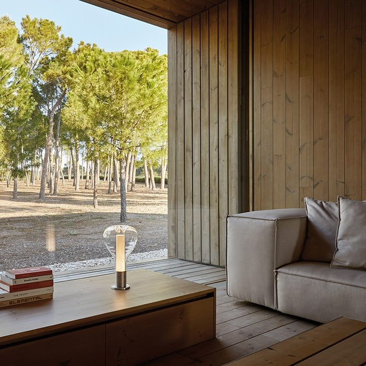 LavaGlow – Artistic Table Lamp with Dynamic Design