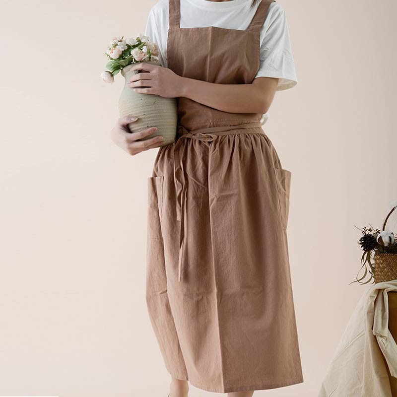 MaisonVire Elegance – Luxury Cotton Kitchen Apron with Cross Straps and Practical Pockets for a Stylish Look