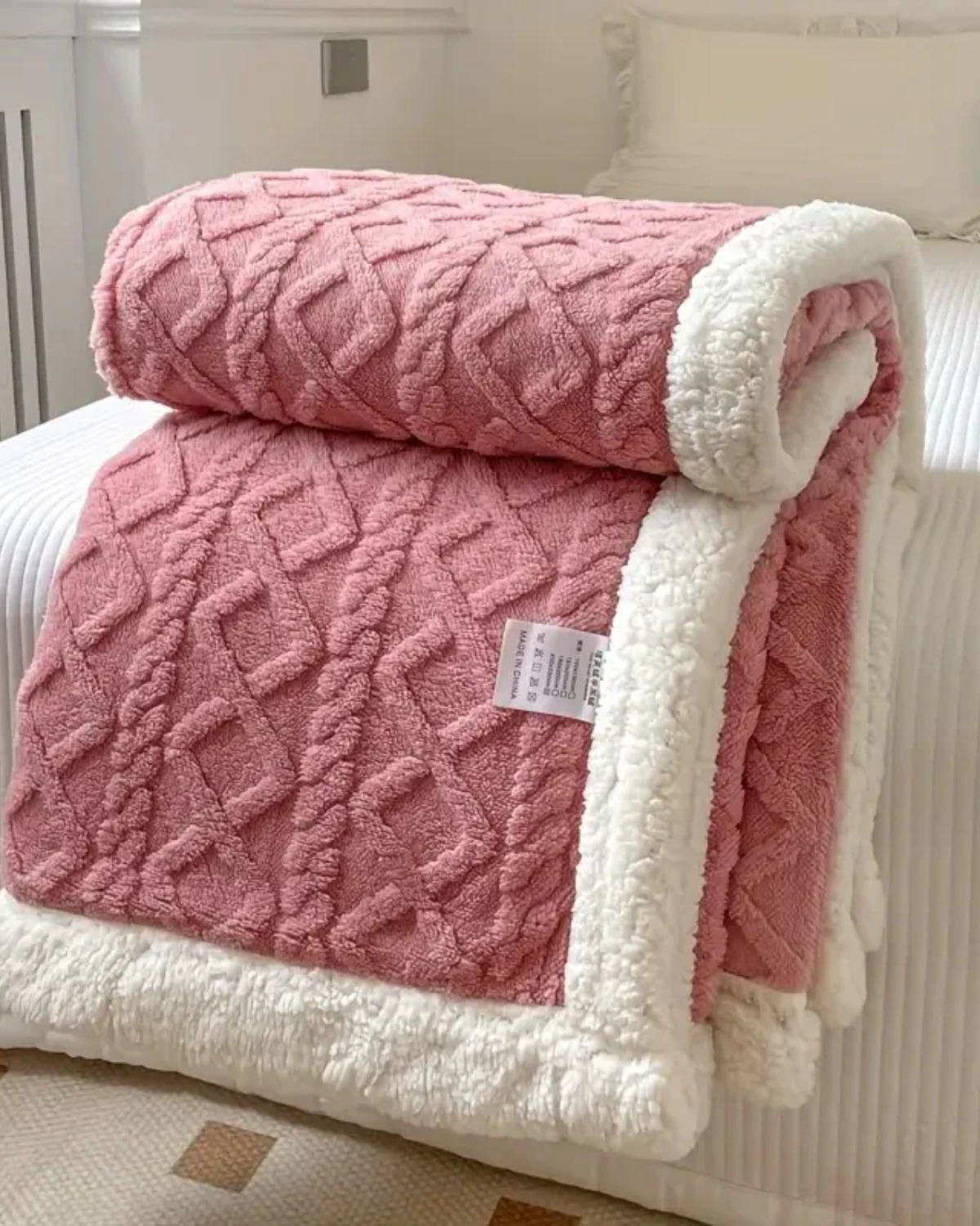 Beautiful Home – Luxury Snuggle Blanket with Velvet Soft Texture for Ultimate Comfort