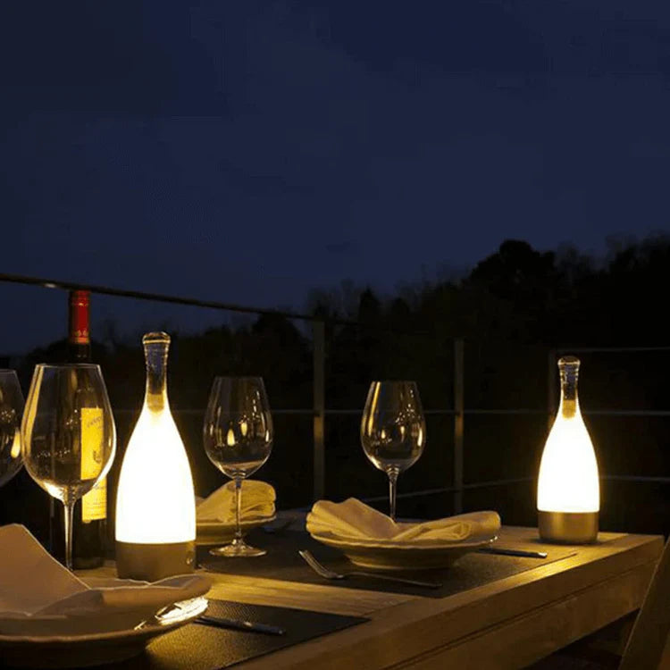 BottleGlow – Rechargeable Night Light in Wine Glass Shape for an Atmospheric Interior