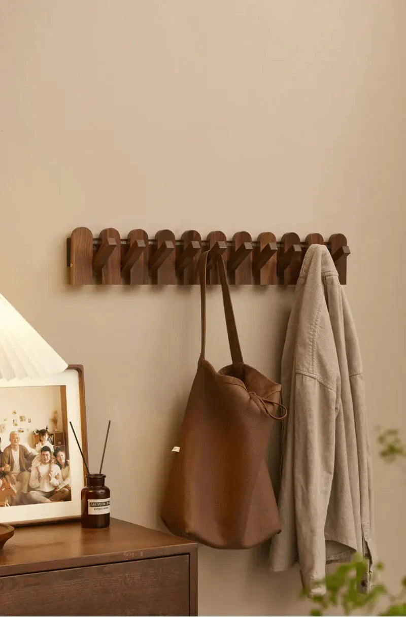 PicketWood – Walnoot Houten Wandkapstok met Opvouwbare Haken