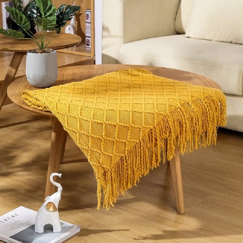 LumiWeave Luxe Knitted Throw – For a Warm & Stylish Interior