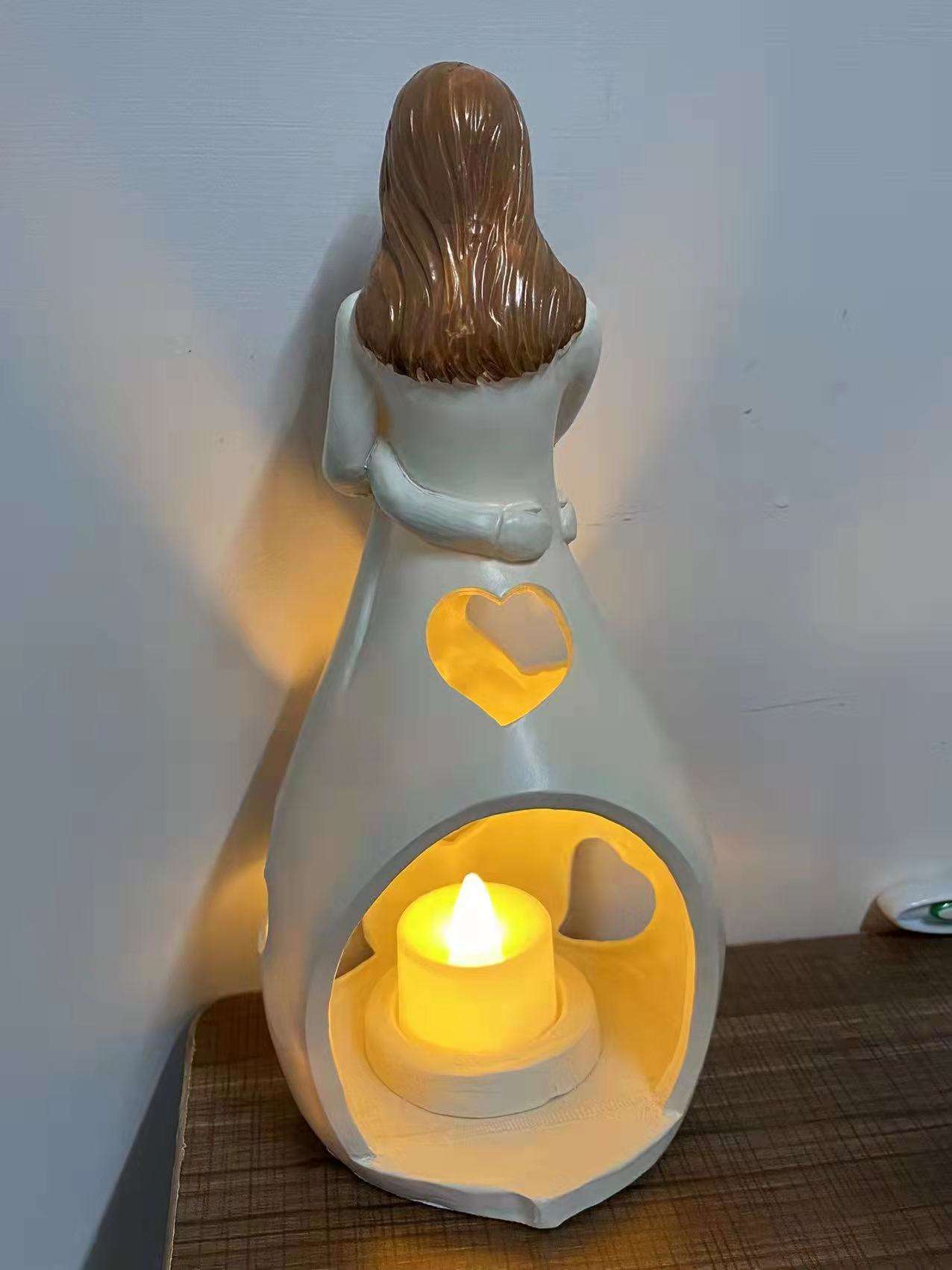 LoveGlow – Romantic Table Lamp with Warm and Timeless Design