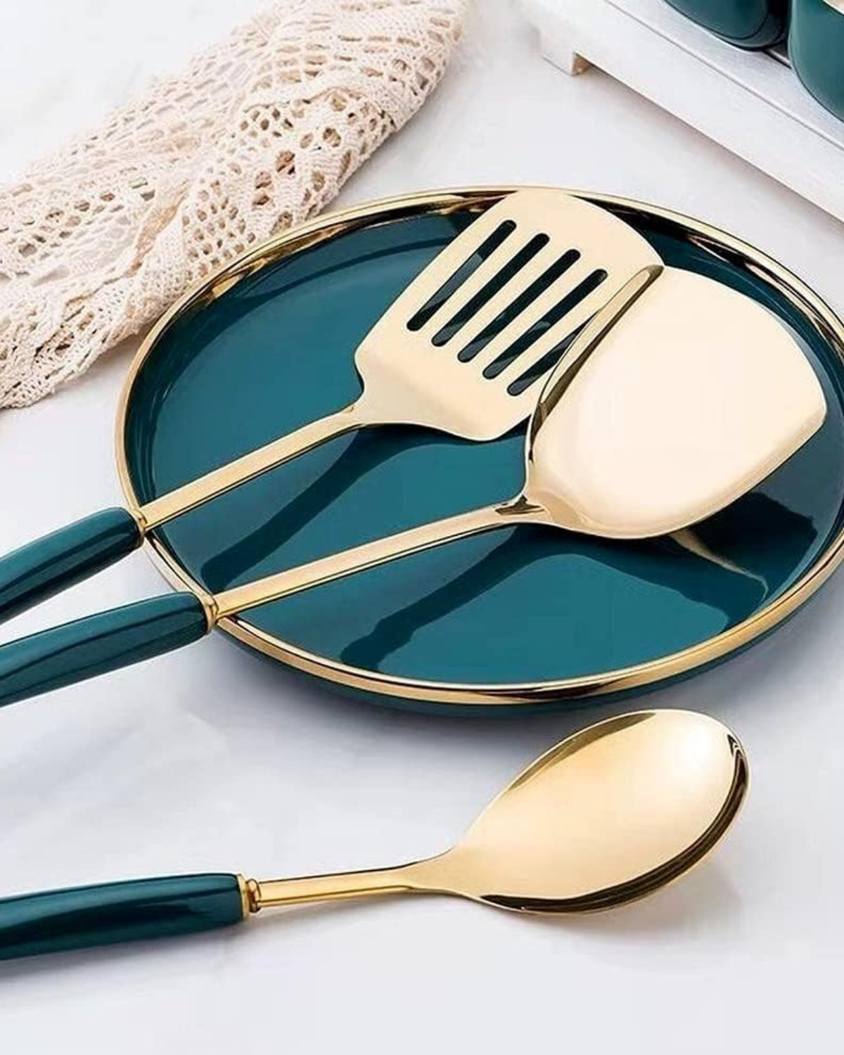 Éclat Gourmet – Luxury Cookware Set with Gold Finish & Emerald Green Handles