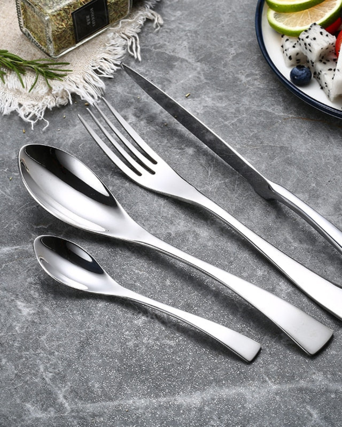 Élan Luxe – Refined Cutlery Set with Timeless Elegance for a Stylish Table Setting