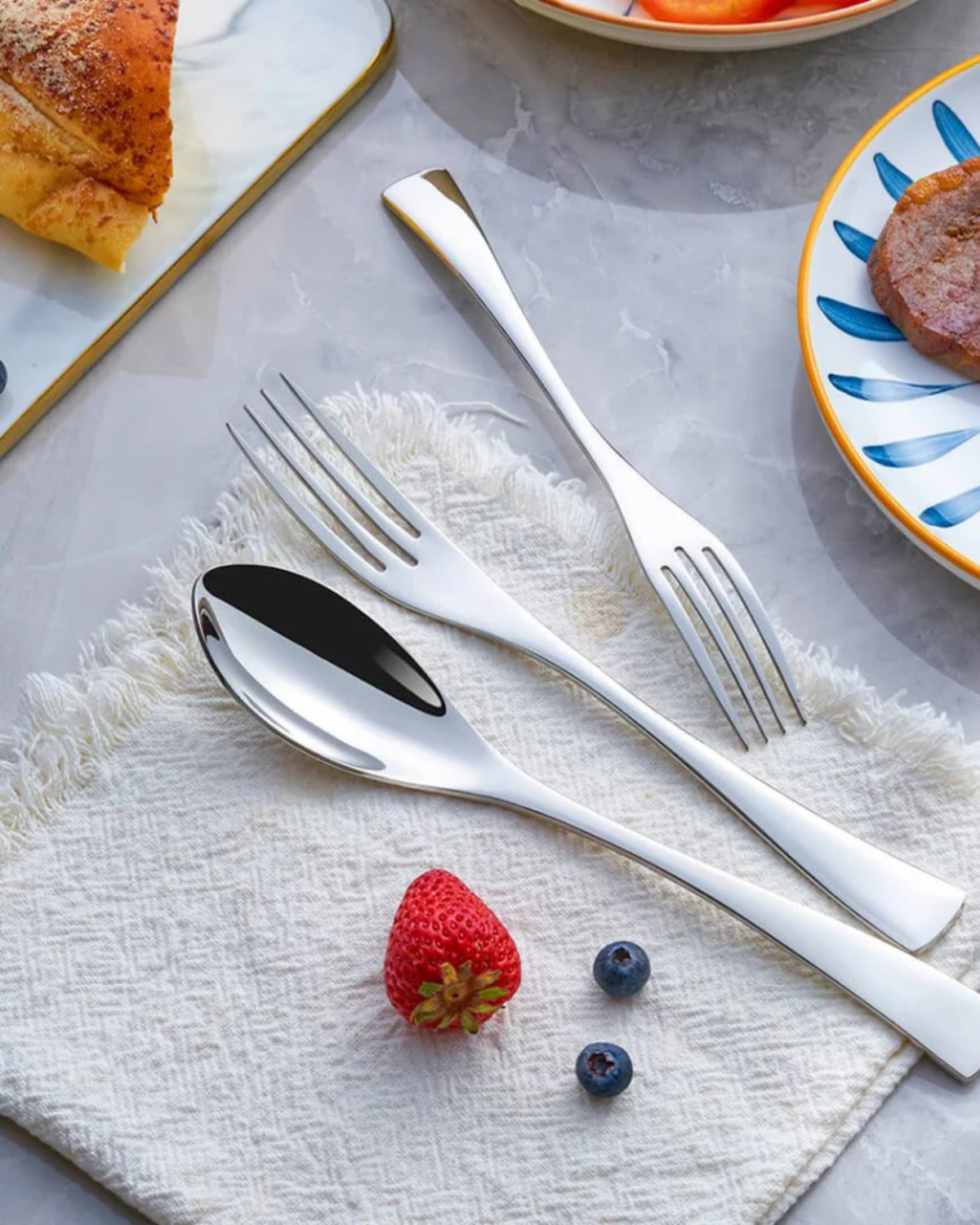 Élan Luxe – Refined Cutlery Set with Timeless Elegance for a Stylish Table Setting