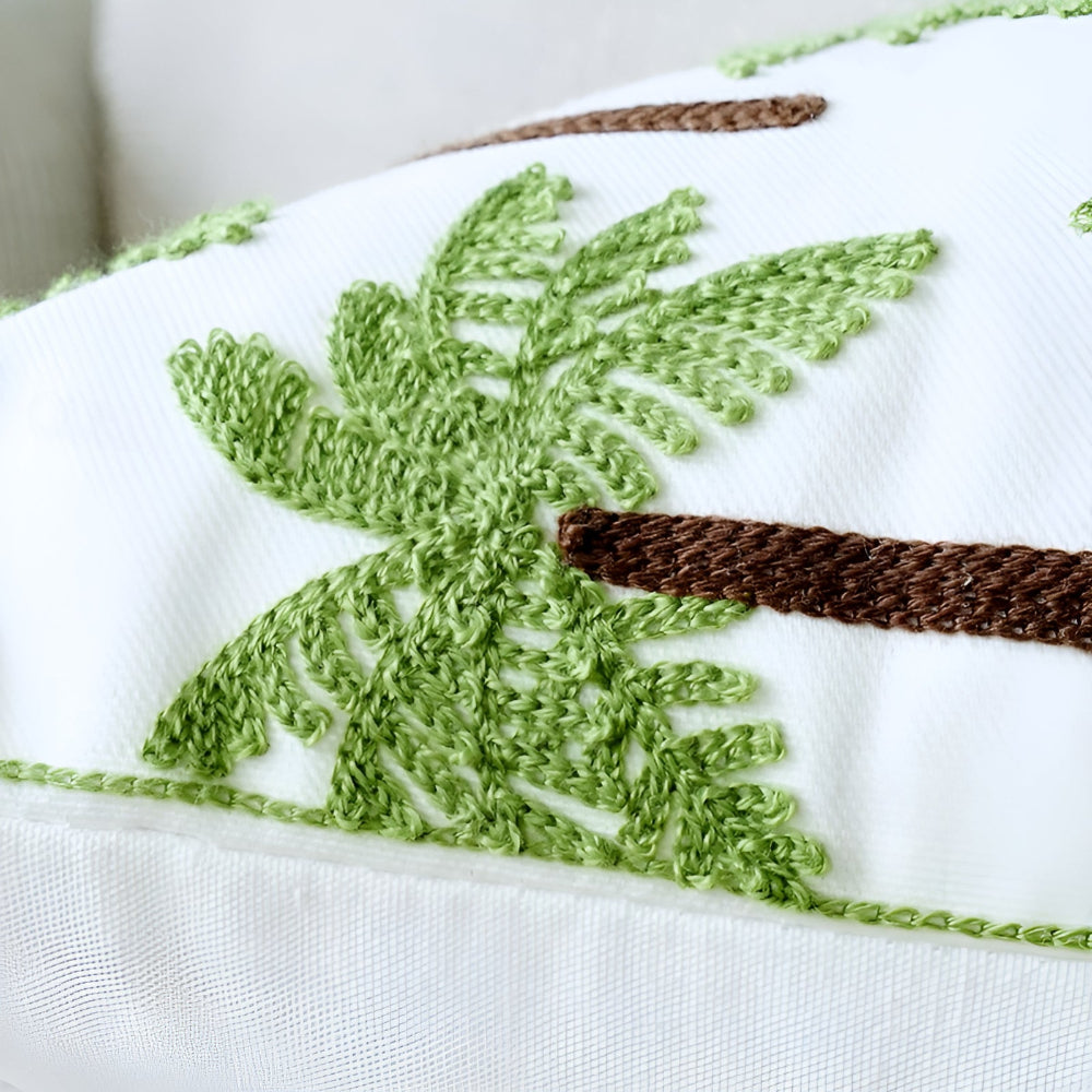 LeafLuxe Pillowcase – Stylish Natural Elegance for a Fresh Interior