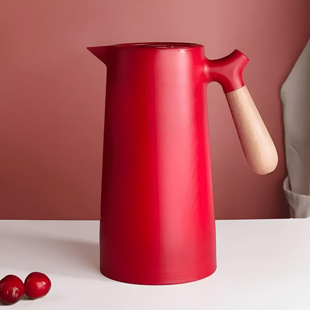 NordicTherm – Insulated Carafe with Wooden Handle for Stylish Enjoyment
