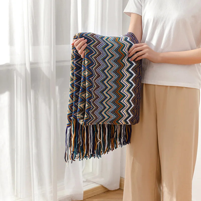 LumiWeave Luxe Plaid – Boho Chic with Hand-Knotted Fringes