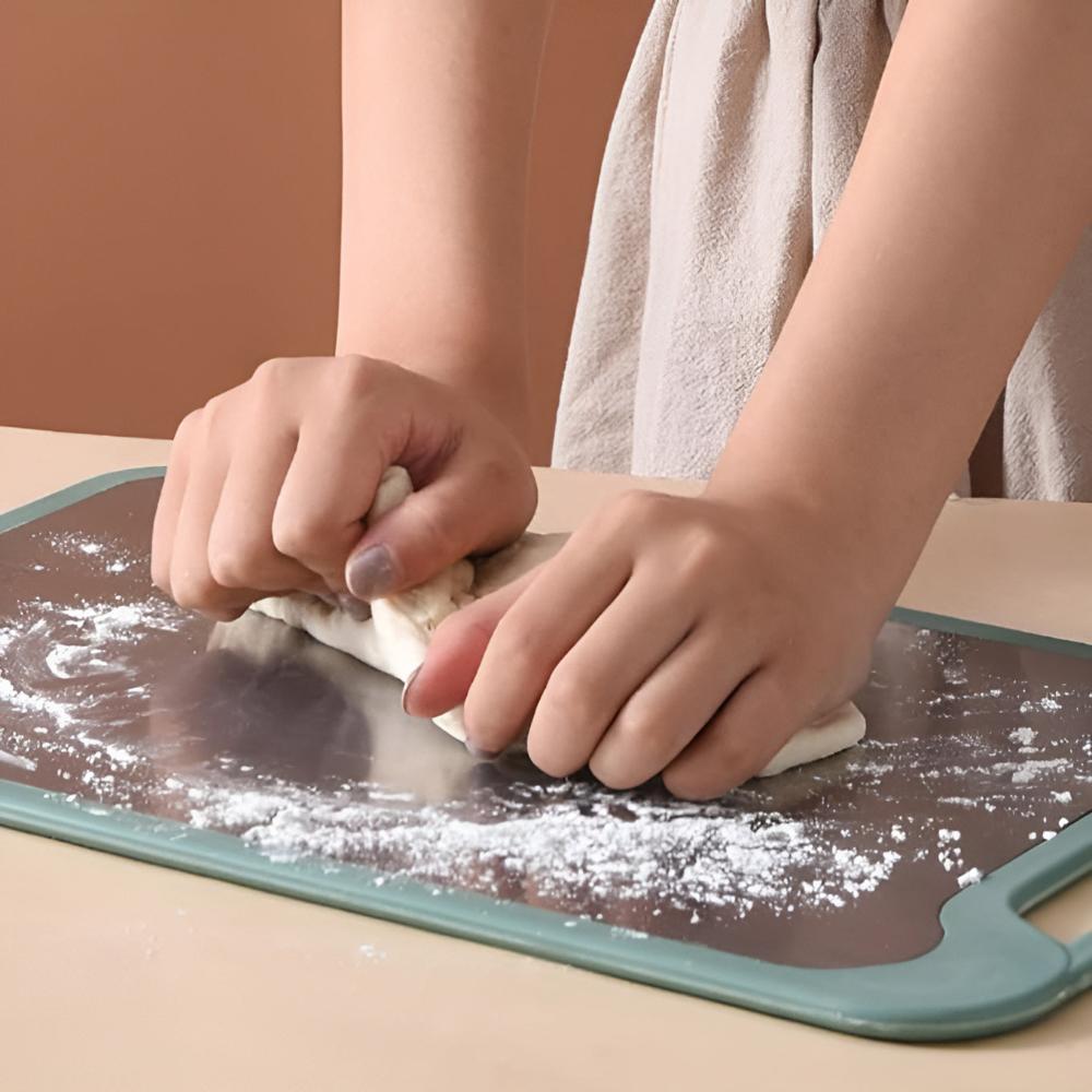 ChefSteel – Double-Sided Stainless Steel Cutting Board with Antibacterial Surface and Integrated Garlic Grater