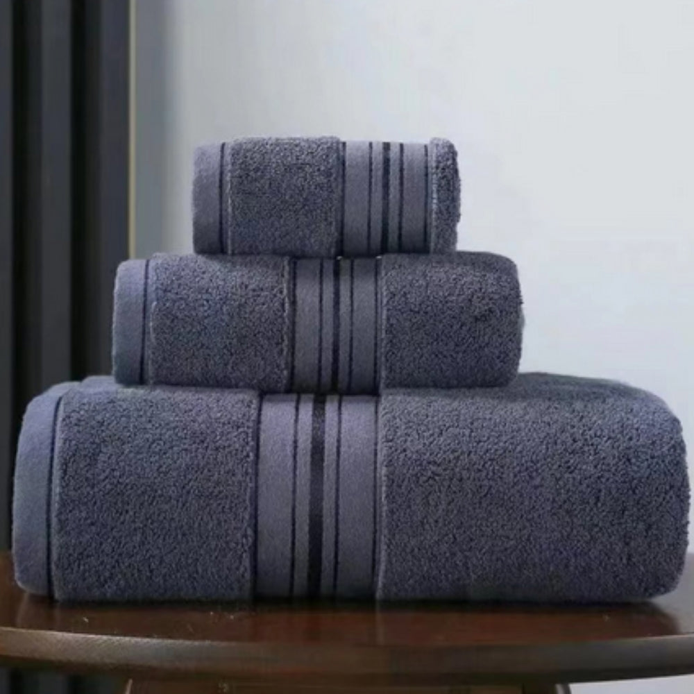 LumiLuxe Egyptian Towel Set – Soft Luxury for a Refined Bathroom