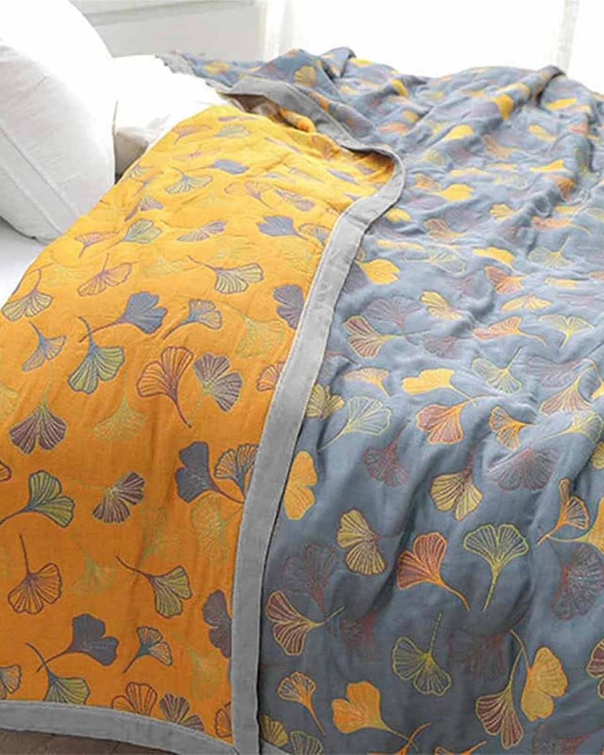 Aurielle – Luxe Cotton Throw with Refined Leaf Pattern for Warmth and Style