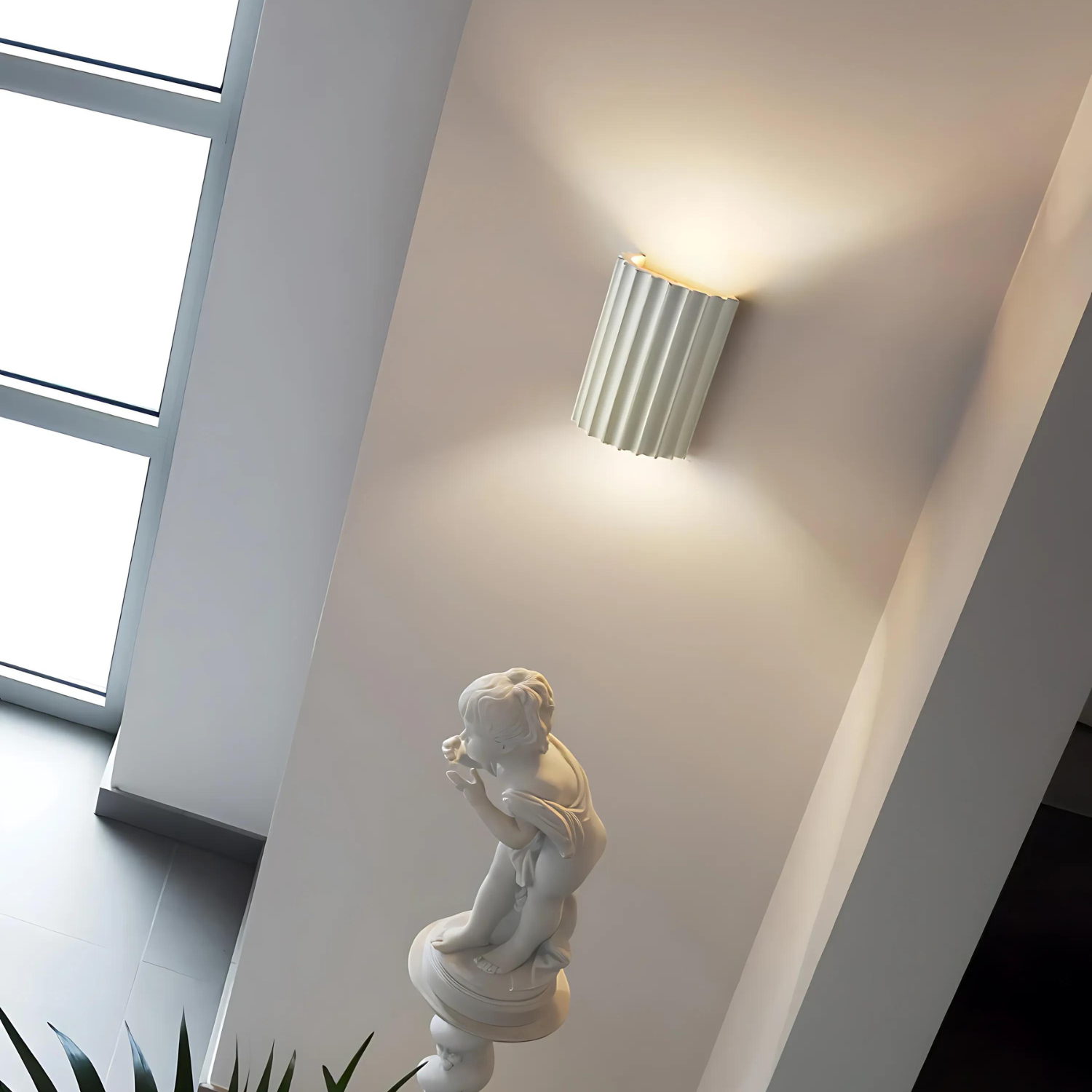 LumiWave – Wall Lamp with Wavy Design for a Modern Interior